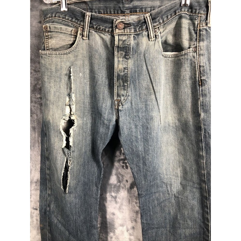 Levi’s 501 Jeans Men’s Size 34-34 Distressed Ripped Pants - Picture 5 of 9